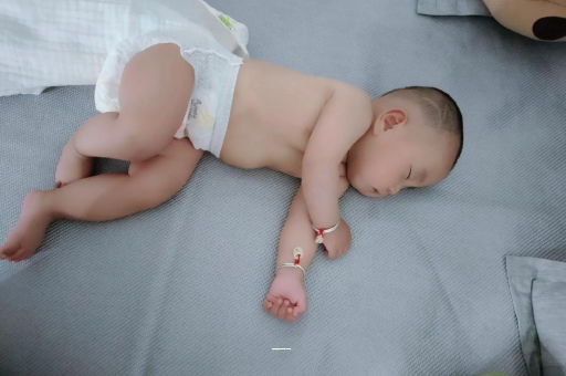 怒江孕妇肚子一跳一跳